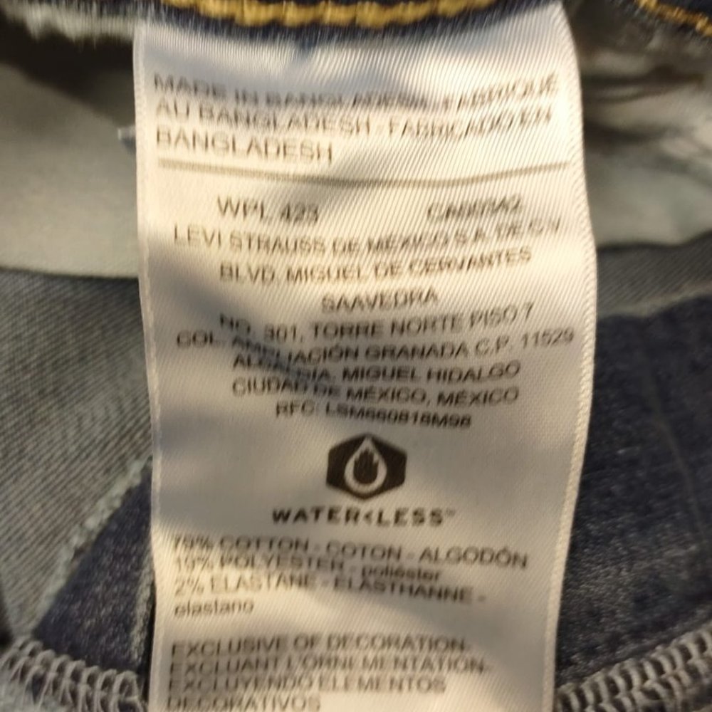 Women's DENIZEN Levi's High Rise Skinny Jeans Size: 14 M (32X30) NO TAG - Picture 8 of 9
